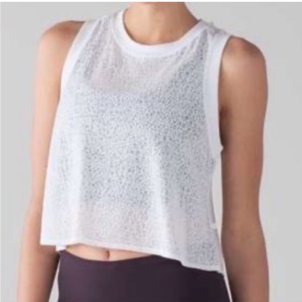 Lululemon Timeless Classic Tank White Mesh Lace Pattern Size 6